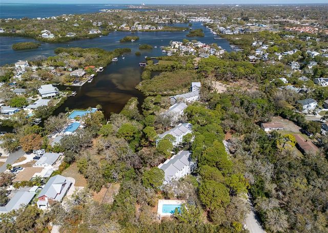 510 RYANS WOODS LANE, Palm Harbor, FL 34683