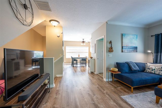 510 RYANS WOODS LANE, Palm Harbor, FL 34683