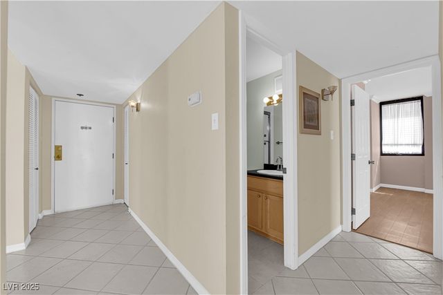 3930 University Center Drive 202, Las Vegas, NV 89119