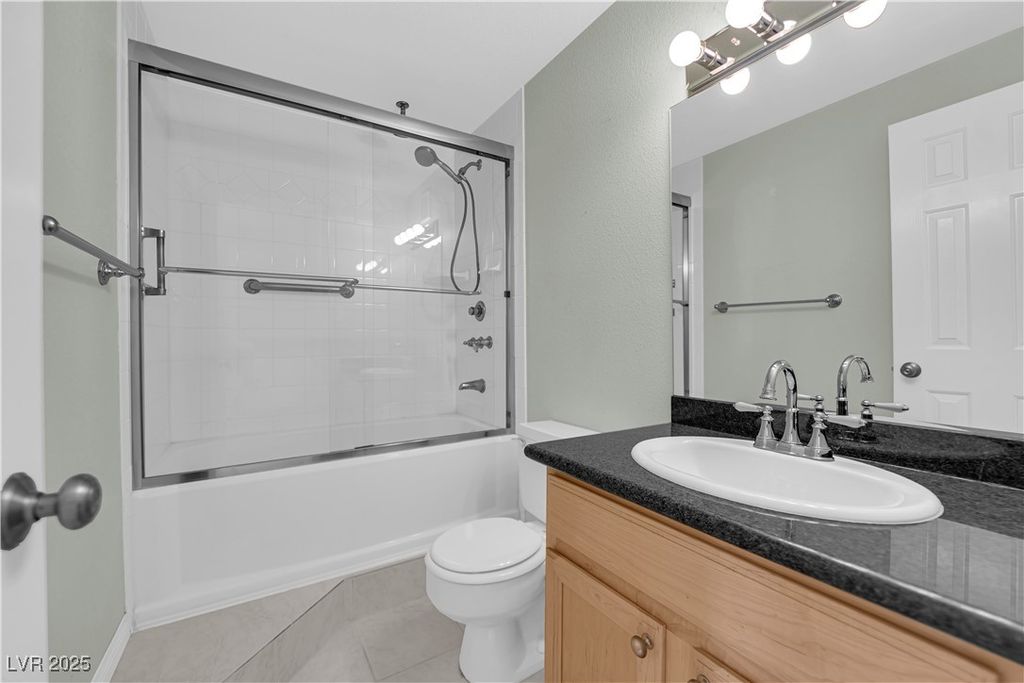 Image 15 of property listing at 3930 University Center Drive 202, Las Vegas, NV 89119