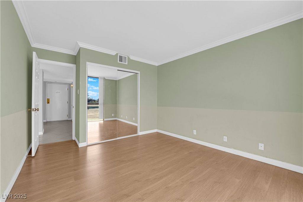 Image 17 of property listing at 3930 University Center Drive 202, Las Vegas, NV 89119