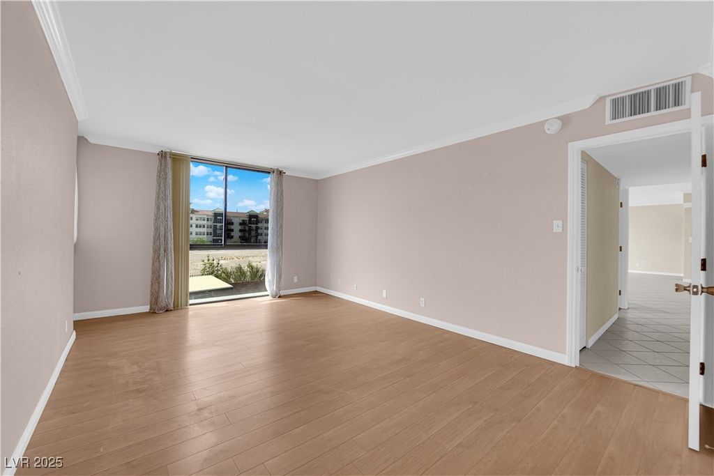 Image 18 of property listing at 3930 University Center Drive 202, Las Vegas, NV 89119