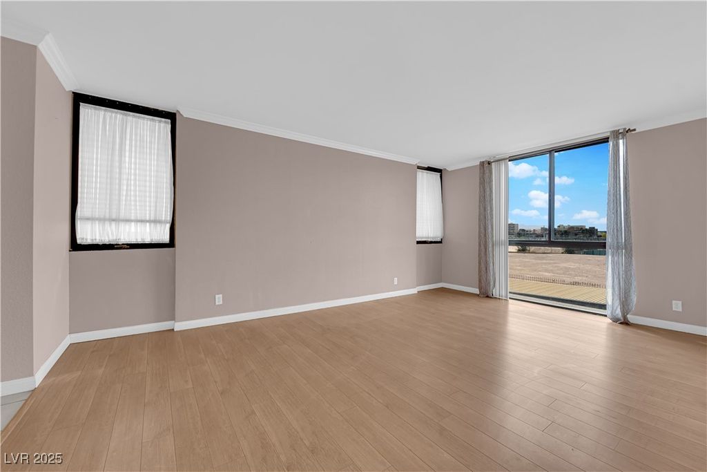 Image 19 of property listing at 3930 University Center Drive 202, Las Vegas, NV 89119