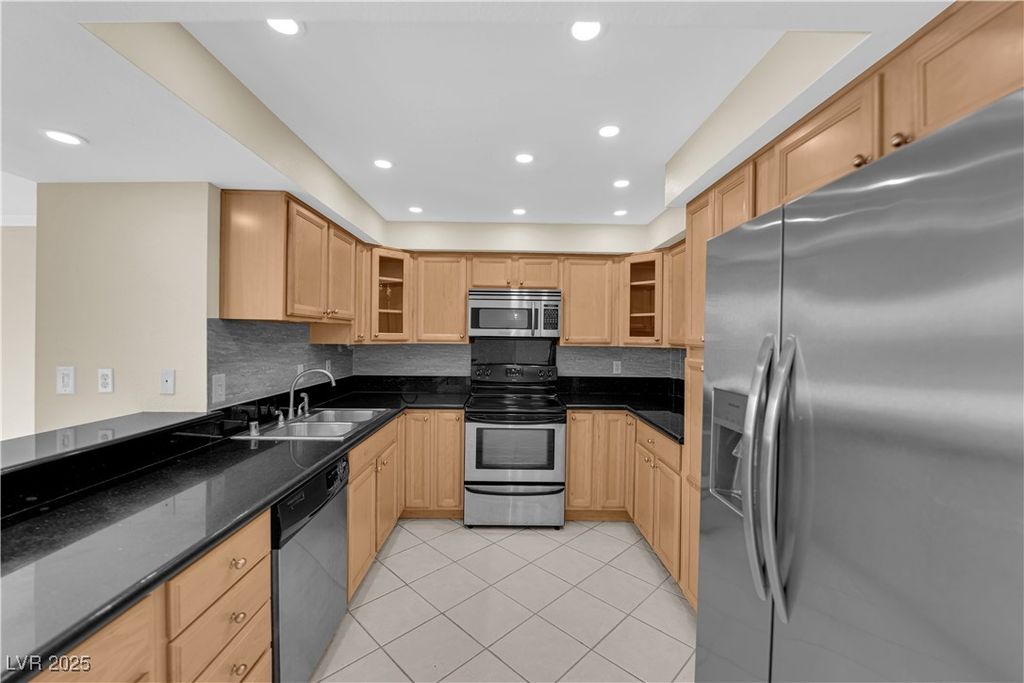 Image 9 of property listing at 3930 University Center Drive 202, Las Vegas, NV 89119