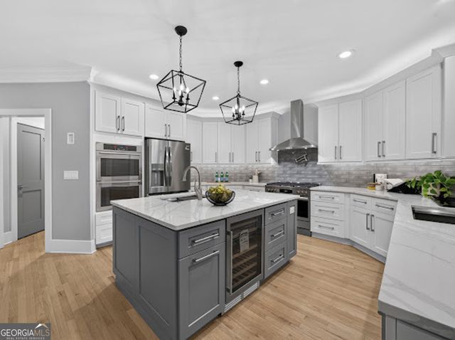 651 Vinings Estates Drive, Mableton, GA 30126