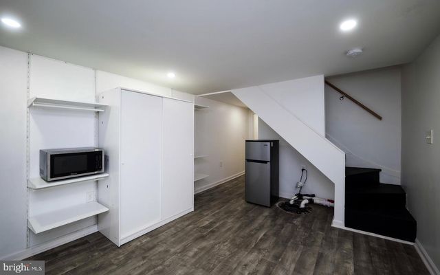 610 WYETH ST, Baltimore, MD 21230