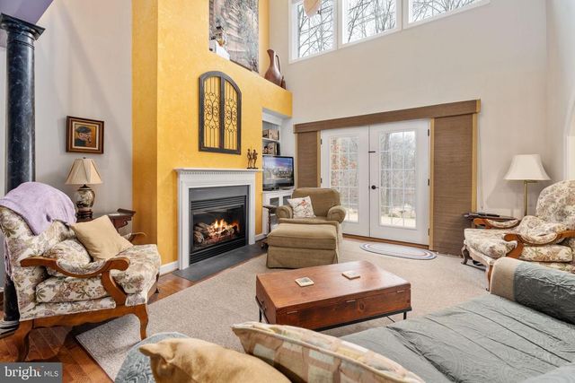 3900 WATER FRONT CT, Bumpass, VA 23024