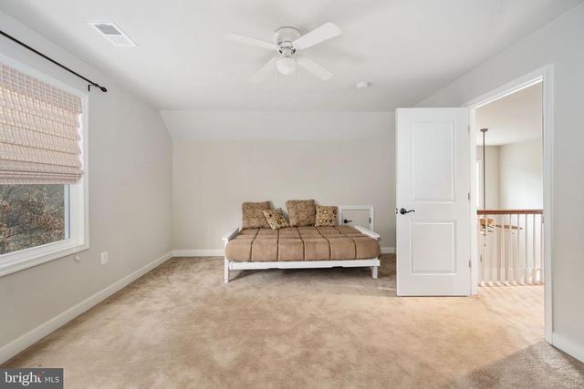 3900 WATER FRONT CT, Bumpass, VA 23024