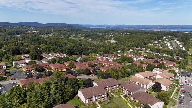 174 Country Club Lane, Pomona, NY 10970