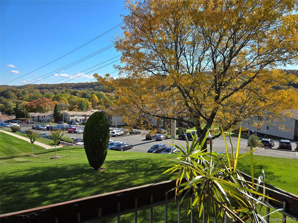 174 Country Club Lane, Pomona, NY 10970