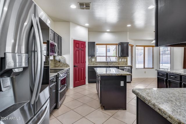 225 N 236TH Avenue, Buckeye, AZ 85396