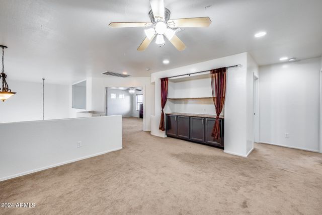 225 N 236TH Avenue, Buckeye, AZ 85396