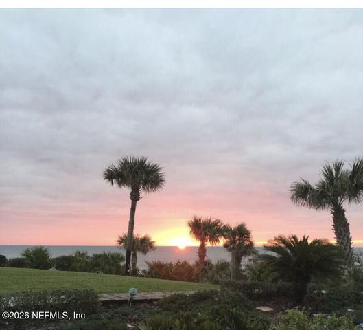 2277 SEMINOLE Road D, Atlantic Beach, FL 32233