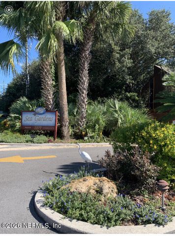 2277 SEMINOLE Road D, Atlantic Beach, FL 32233