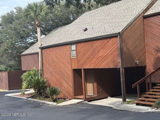 2277 SEMINOLE Road D, Atlantic Beach, FL 32233