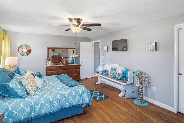 85 Newbury St, Lowell, MA 01851