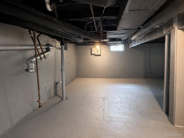 19931 Oakfield Street, Detroit, MI 48235