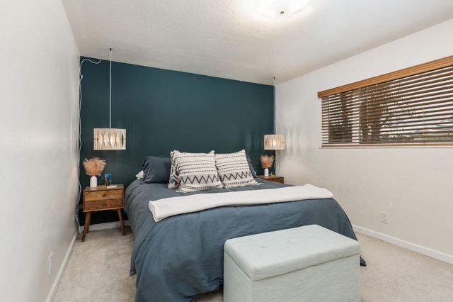 1038 E Vartikian Avenue, Fresno, CA 93710