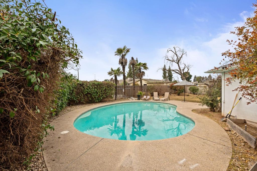 Image 36 of property listing at 1038 E Vartikian Avenue, Fresno, CA 93710