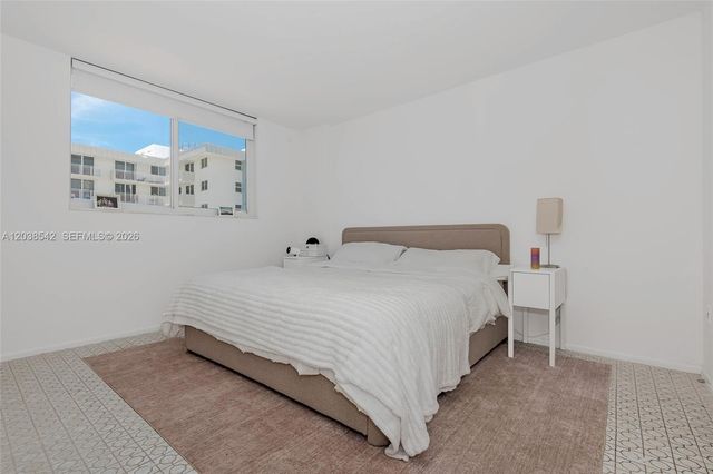 401 Ocean Drive 810, Miami Beach, FL 33139