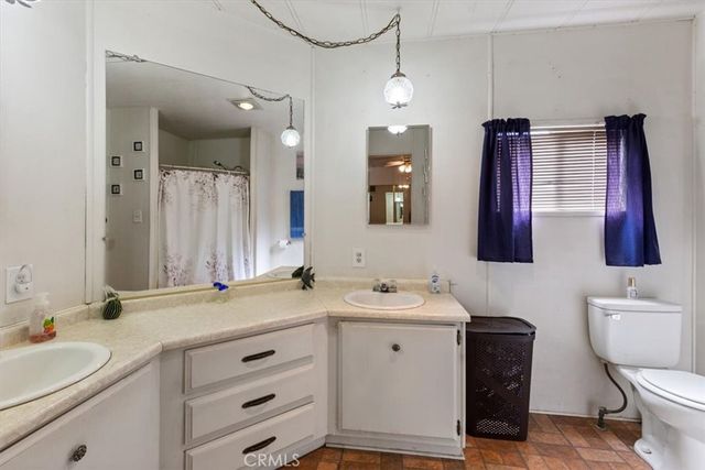 300 N Rampart 195, Orange, CA 92868