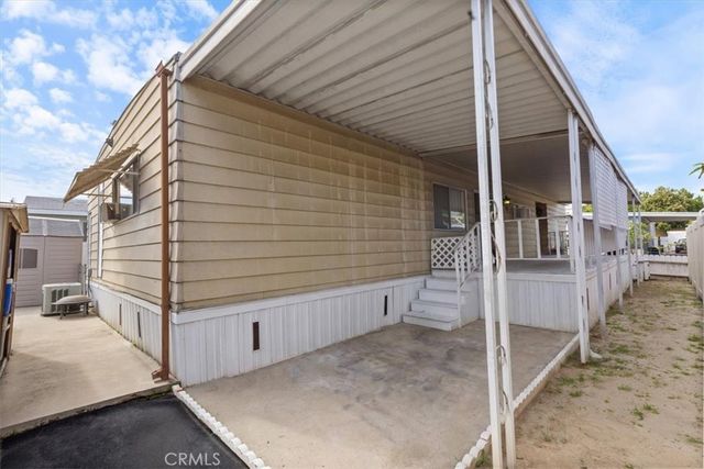 300 N Rampart 195, Orange, CA 92868