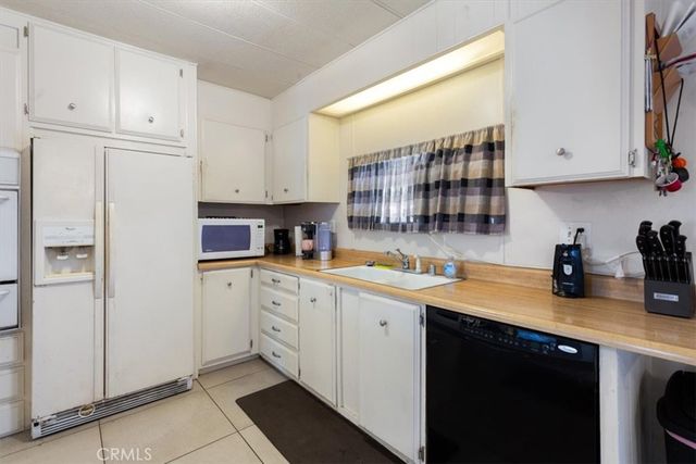 300 N Rampart 195, Orange, CA 92868
