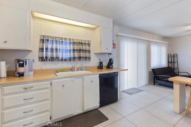 300 N Rampart 195, Orange, CA 92868