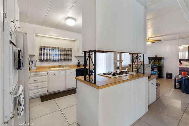 300 N Rampart 195, Orange, CA 92868