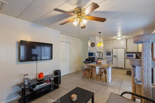 300 N Rampart 195, Orange, CA 92868