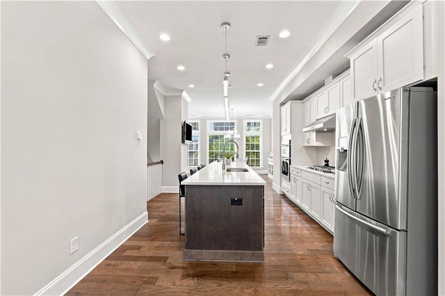 6580 Aria Village Drive, Sandy Springs, GA 30328