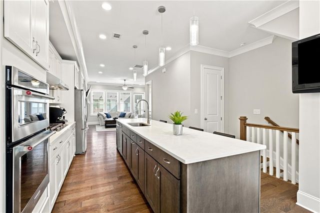 6580 Aria Village Drive, Sandy Springs, GA 30328