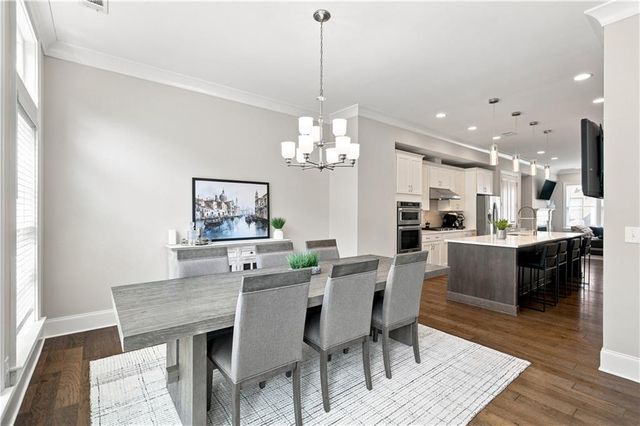 6580 Aria Village Drive, Sandy Springs, GA 30328