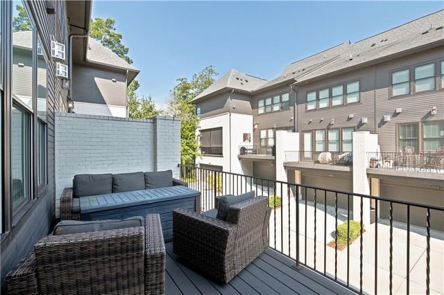 6580 Aria Village Drive, Sandy Springs, GA 30328