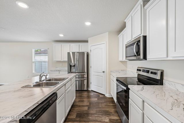 3158 COLD LEAF Way, Green Cove Springs, FL 32043