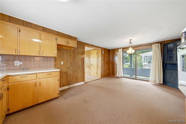 3933 Lockport Avenue, Wheatfield, NY 14120