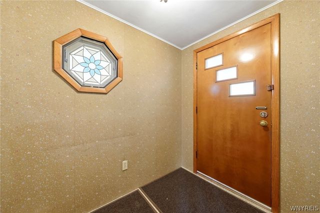 3933 Lockport Avenue, Wheatfield, NY 14120
