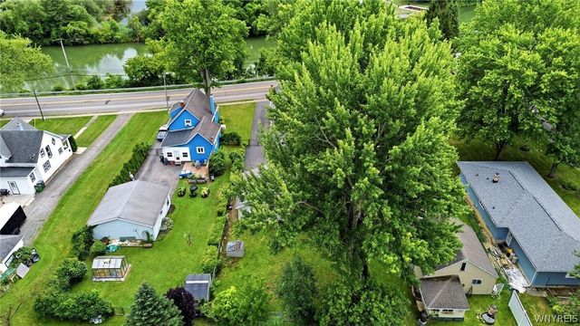 3933 Lockport Avenue, Wheatfield, NY 14120