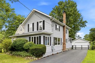 3933 Lockport Avenue, Wheatfield, NY 14120