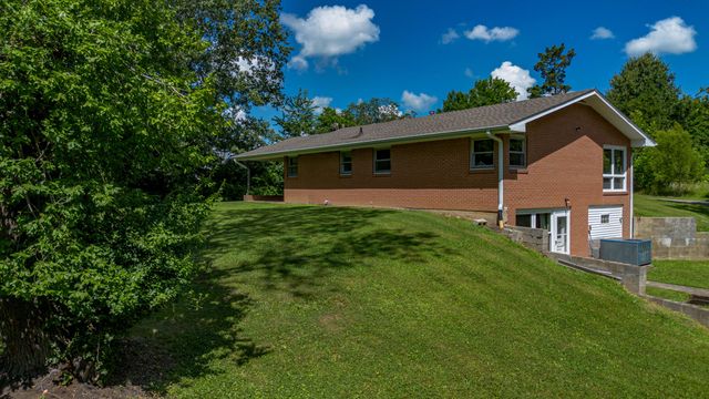 3200 Bement Street, Paducah, KY 42003