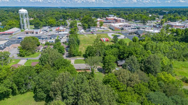 3200 Bement Street, Paducah, KY 42003