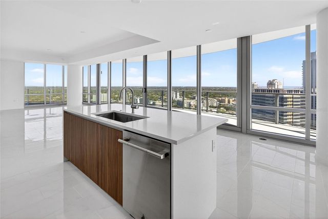 400 CENTRAL AVENUE 2307, St Petersburg, FL 33701