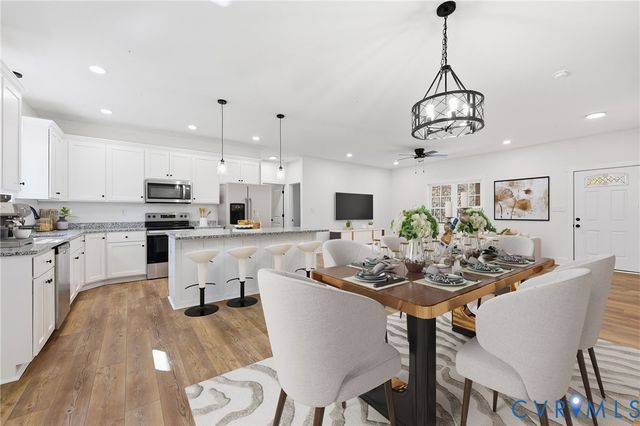 5888 Cartersville Rd, New Canton, VA 23123