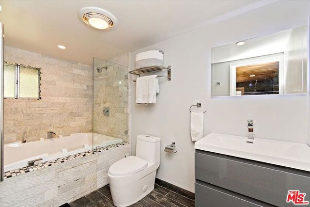 39226 N Shore Drive, Fawnskin, CA 92333