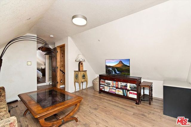 39226 N Shore Drive, Fawnskin, CA 92333