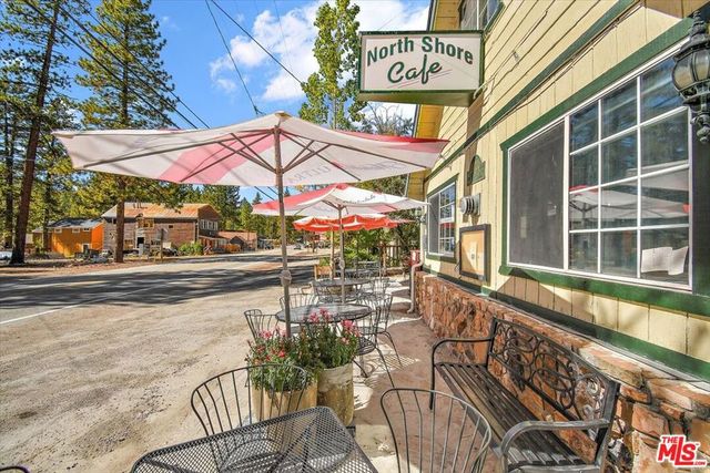 39226 N Shore Drive, Fawnskin, CA 92333