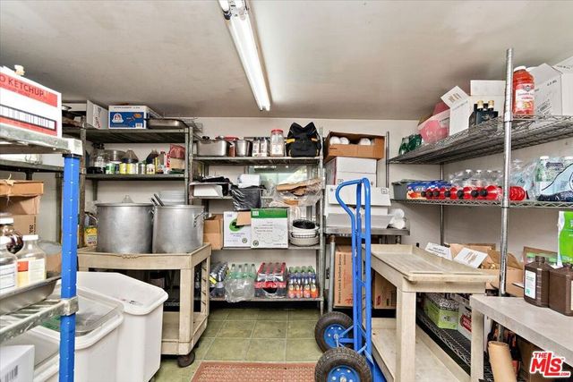 39226 N Shore Drive, Fawnskin, CA 92333