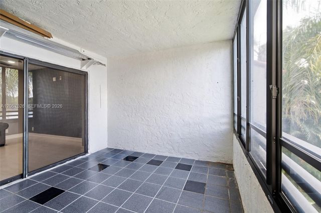 11444 NW 10th Street 11444, Pembroke Pines, FL 33026