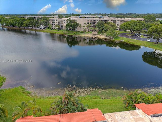 11444 NW 10th Street 11444, Pembroke Pines, FL 33026