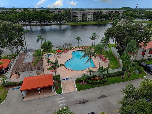 11444 NW 10th Street 11444, Pembroke Pines, FL 33026